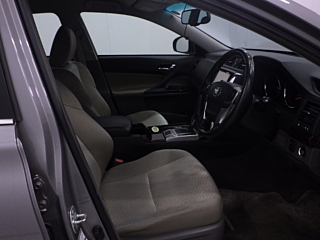 TOYOTA MARK X 2011