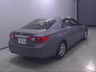 TOYOTA MARK X 2011