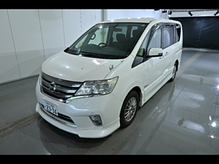 NISSAN SERENA 2013