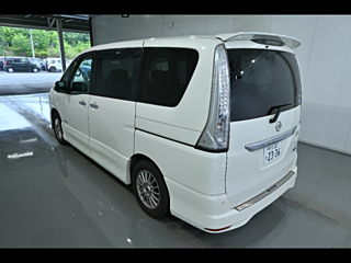 NISSAN SERENA 2013
