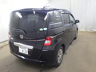 HONDA FREED 2013