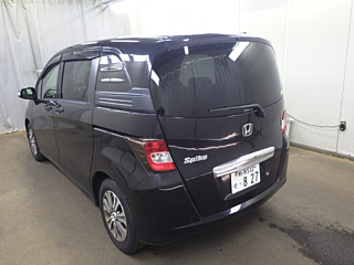 HONDA FREED 2013