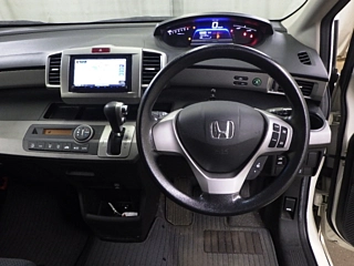 HONDA FREED 2012