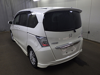 HONDA FREED 2012