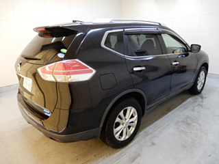 NISSAN X-TRAIL 2015