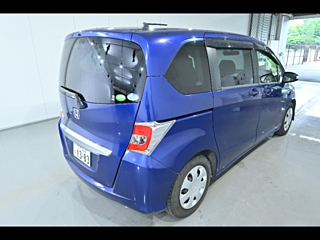 HONDA FREED 2015
