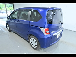 HONDA FREED 2015