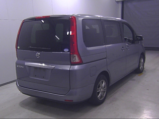 NISSAN SERENA 2010