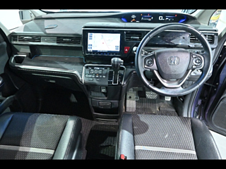 HONDA STEP WAGON 2017