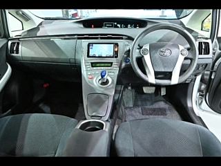 TOYOTA PRIUS 2012