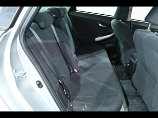 TOYOTA PRIUS 2012