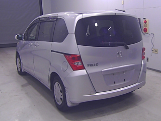HONDA FREED 2009