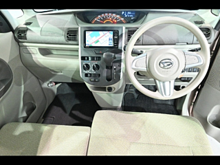 DAIHATSU TANTO 2015