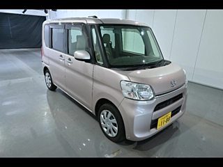 DAIHATSU TANTO 2015