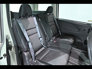 NISSAN SERENA 2017