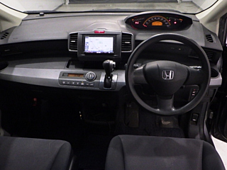 HONDA FREED 2009