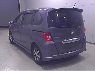 HONDA FREED 2009