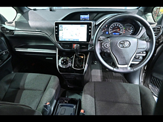 TOYOTA ESQUIRE 2020