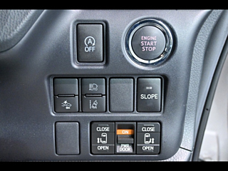 TOYOTA ESQUIRE 2020