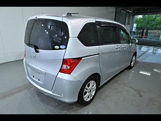 HONDA FREED 2008