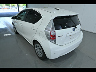 TOYOTA AQUA 2014