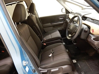 HONDA FREED 2019