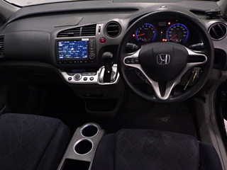 HONDA STREAM 2009