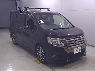 HONDA STEP WAGON 2014