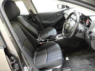 MAZDA DEMIO 2016
