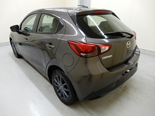 MAZDA DEMIO 2016
