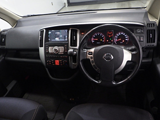 NISSAN SERENA 2008