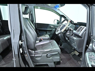 HONDA STEP WAGON 2012