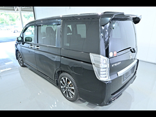 HONDA STEP WAGON 2012
