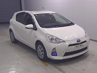 TOYOTA AQUA 2014