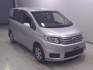 HONDA FREED 2013