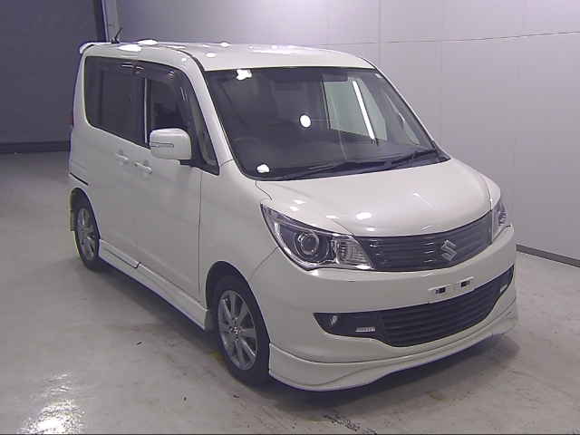 SUZUKI SOLIO 2012