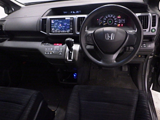 HONDA STEP WAGON 2010