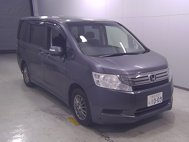HONDA STEP WAGON 2010
