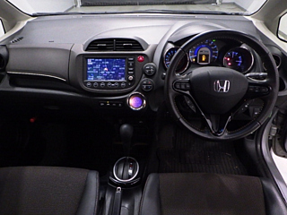 HONDA FIT SHUTTLE 2011