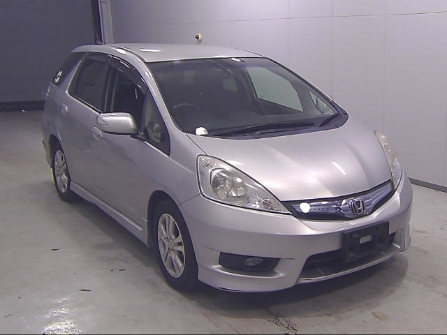 HONDA FIT SHUTTLE 2011