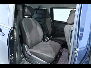 HONDA FREED 2011