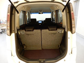 NISSAN ROOX 2012