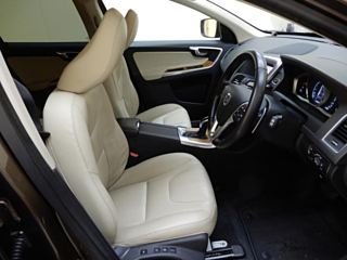 VOLVO XC60 2017