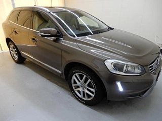 VOLVO XC60 2017