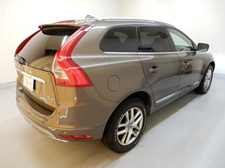 VOLVO XC60 2017