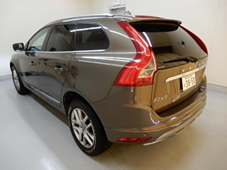 VOLVO XC60 2017