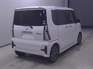 DAIHATSU TANTO 2020