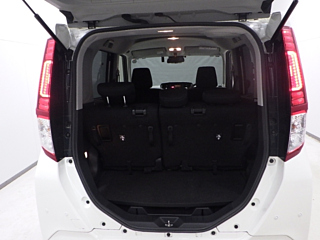 TOYOTA ROOMY 2020