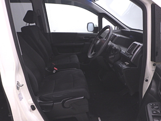 HONDA STEP WAGON 2010
