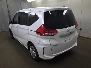 HONDA FREED 2019